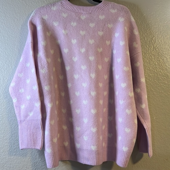 Vince Camuto all over Heart Print Over sized Pullover Sweater Size M NWT - Picture 6 of 6